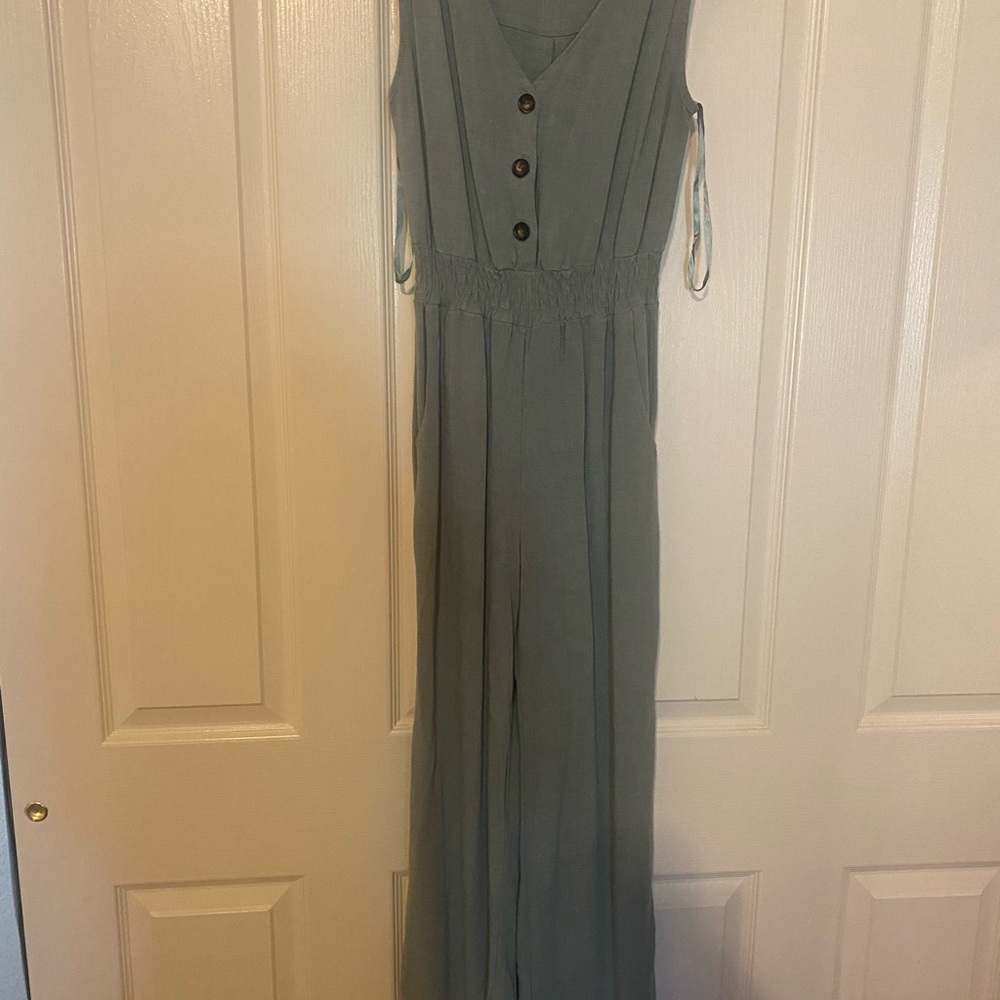 Monteau Sage Green Sleeveless Jumpsuit